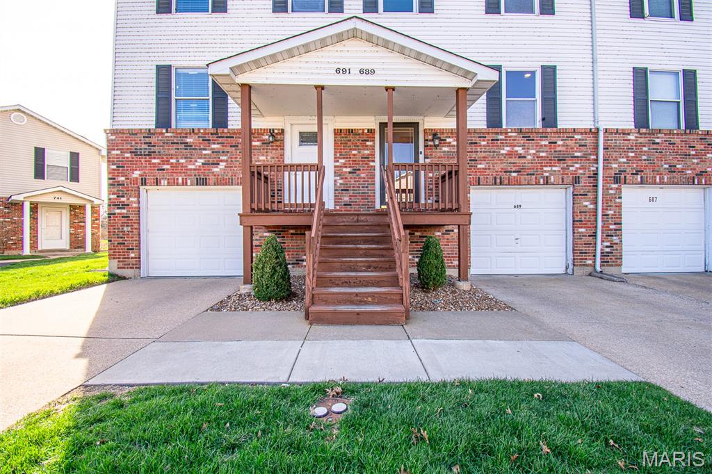 689 BOCA RATON Drive B