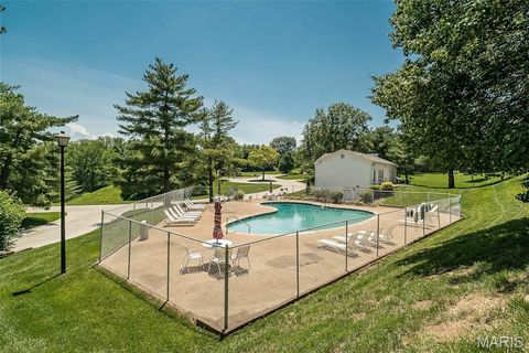 Tiny photo for 1512 Bedford Forge Court #19, Chesterfield, MO 63017 (MLS # 25081084)