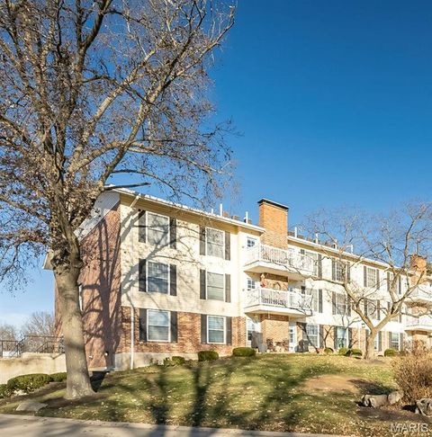 Tiny photo for 1512 Bedford Forge Court #19, Chesterfield, MO 63017 (MLS # 25081084)
