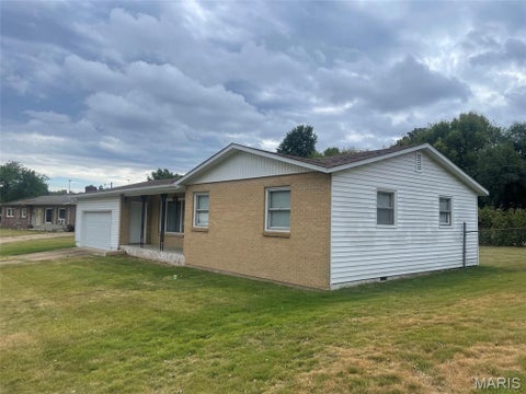 Tiny photo for 815 Thornton Street, Waynesville, MO 65583 (MLS # 26058600)