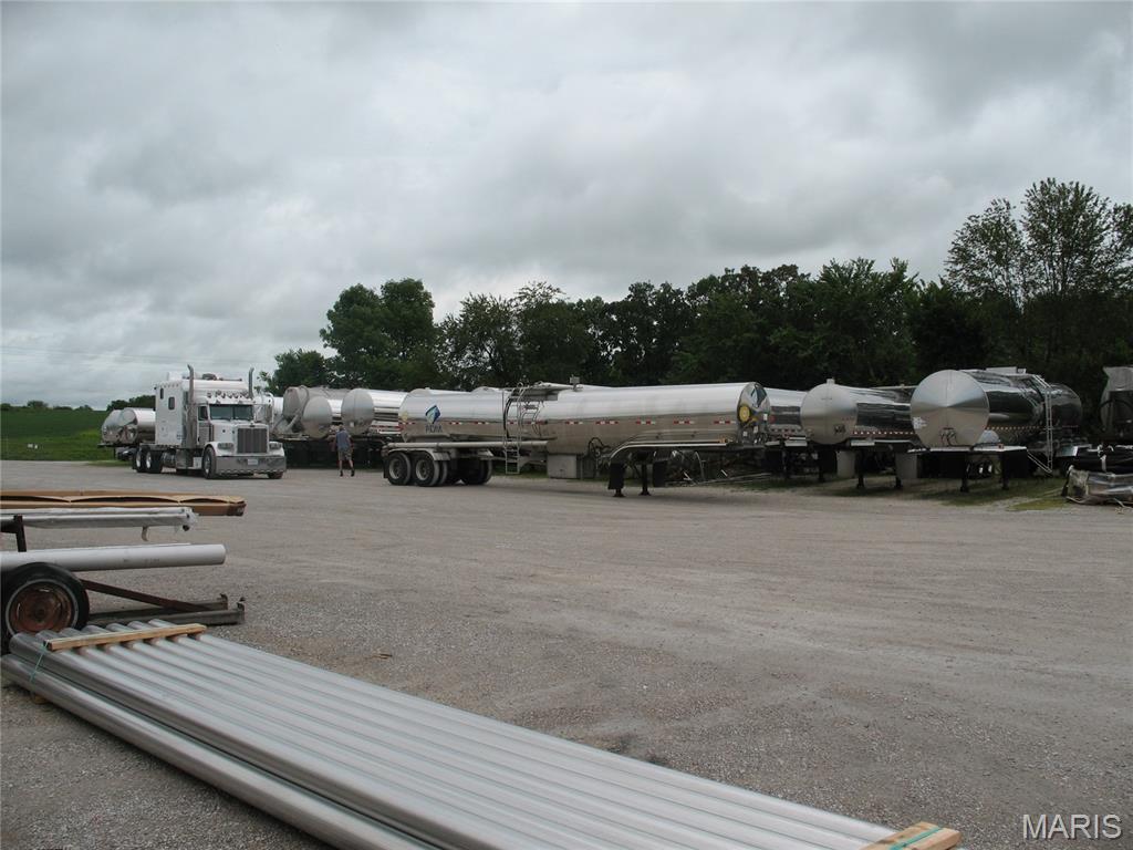 0000 - Commercial Sale