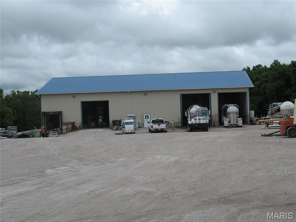 0000 - Commercial Sale