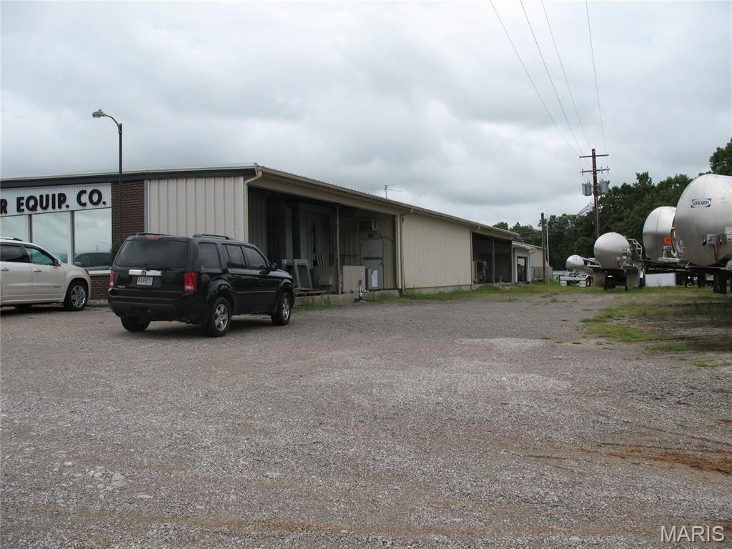 0000 - Commercial Sale