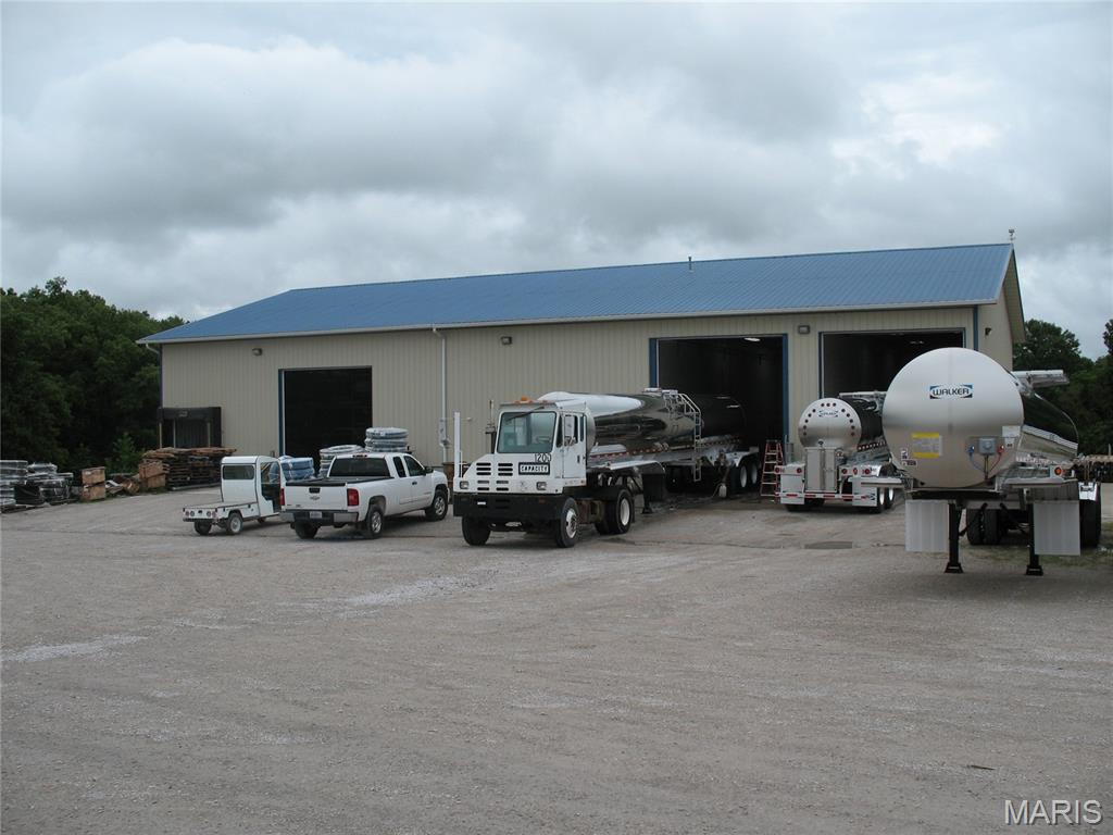 0000 - Commercial Sale