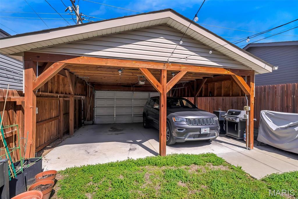 Fox Park - Residential Income