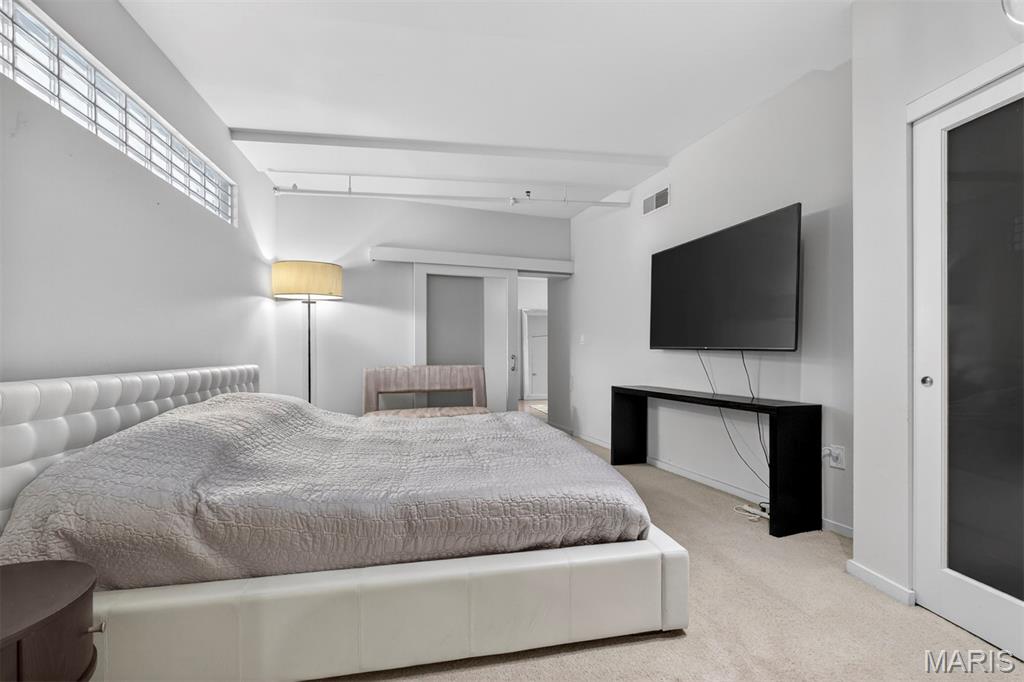 Syndicate Bldg Condos - Residential