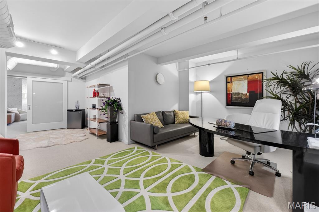 Syndicate Bldg Condos - Residential