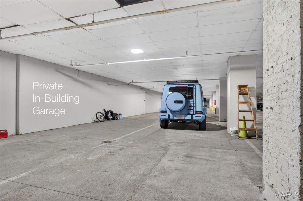 Syndicate Bldg Condos - Residential