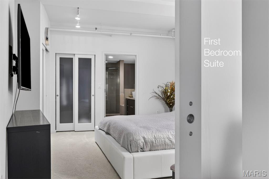 Syndicate Bldg Condos - Residential