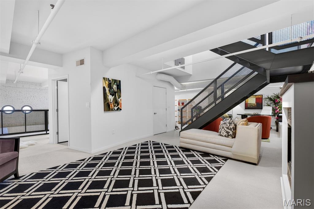 Syndicate Bldg Condos - Residential