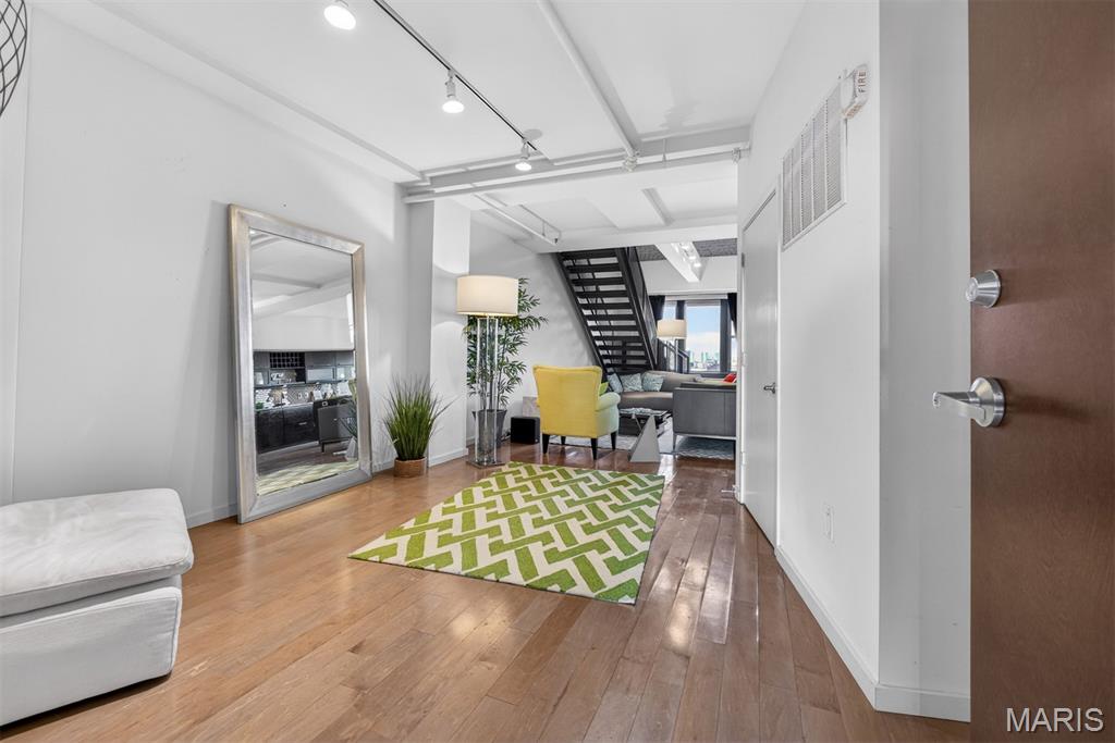 Syndicate Bldg Condos - Residential