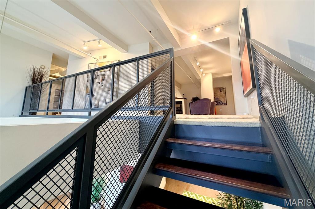 Syndicate Bldg Condos - Residential