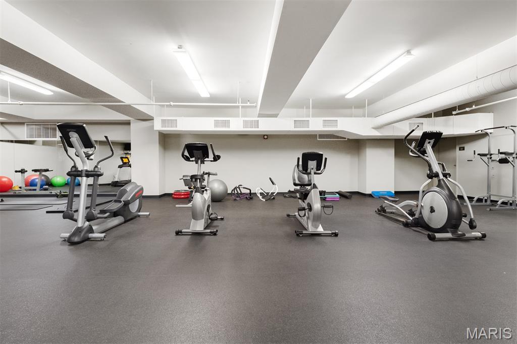 Syndicate Bldg Condos - Residential