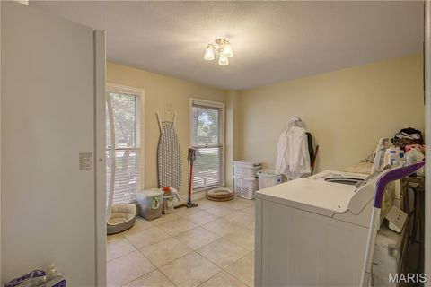 Tiny photo for 126 Larkspur Lane, Sikeston, MO 63801 (MLS # 26030161)
