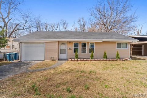 6813 Saint Olaf Drive Berkeley MO 63134