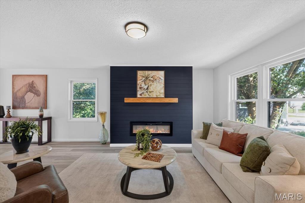 1704 Lewis Lane