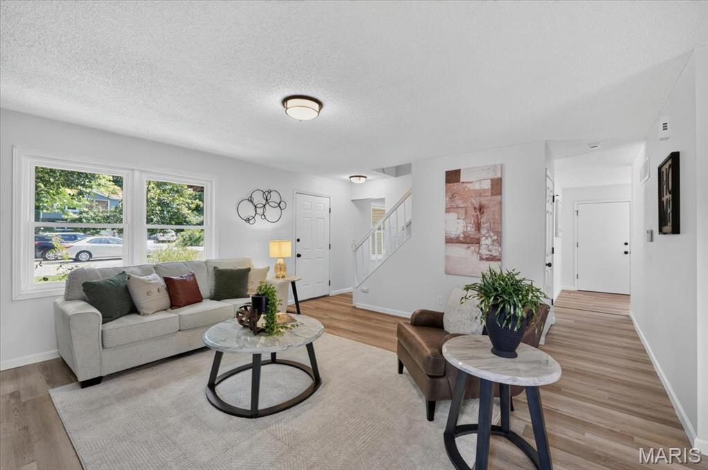 1704 Lewis Lane
