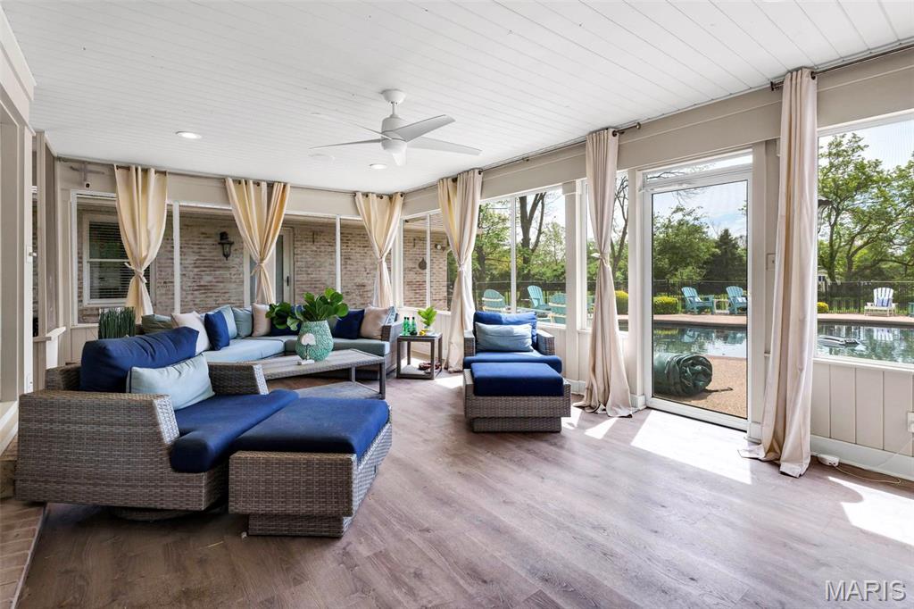 Mosley Acres - Residential