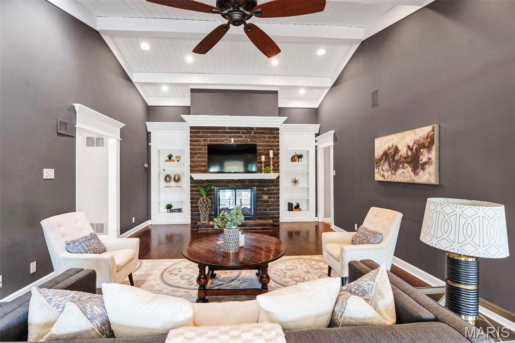 Mosley Acres - Residential