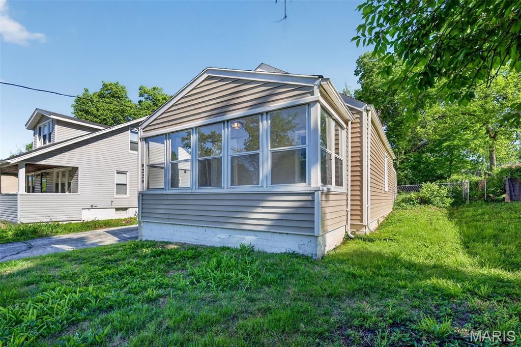 Photo of 9229 Arline Avenue, St Louis, MO 63114 (MLS # 26024651)