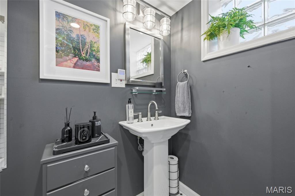 West Portland Place - Residential