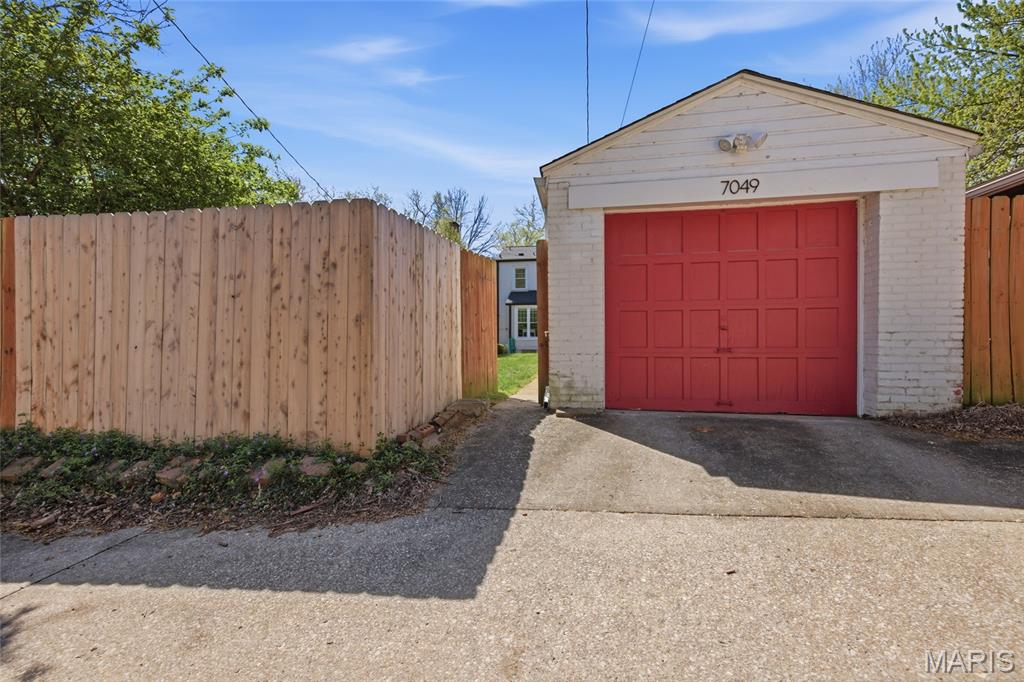 West Portland Place - Residential
