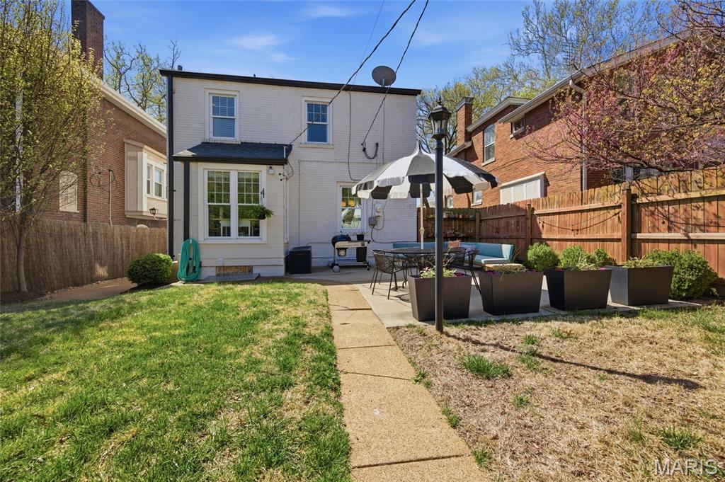 West Portland Place - Residential