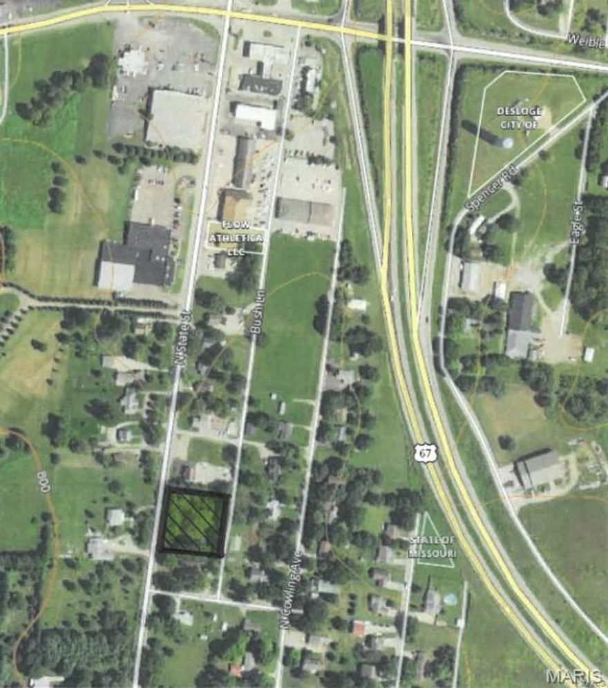 OWNER FINANCING AVAILABLE!! With commercial property the key is VISIBILITY, and that's what this commercial lot offers … location, location, location. 
Hundreds, if not thousands, of vehicles pass by on busy North State Street each day. The lot (approximately 200X180 feet) sits just inside the edge of the C2 commercial-zoned district which includes office buildings, beauty shops, retail stores restaurants, gas stations, auto parts stores, pharmacies, a bank, daycare and more. It has approximately 200 feet of street frontage, and also has full alley access in the back. Location: High Traffic