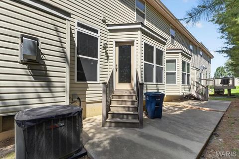 Tiny photo for 14 Loris Lane, St Charles, MO 63303 (MLS # 26029847)