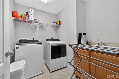 Tiny photo for 14 Loris Lane, St Charles, MO 63303 (MLS # 26029847)