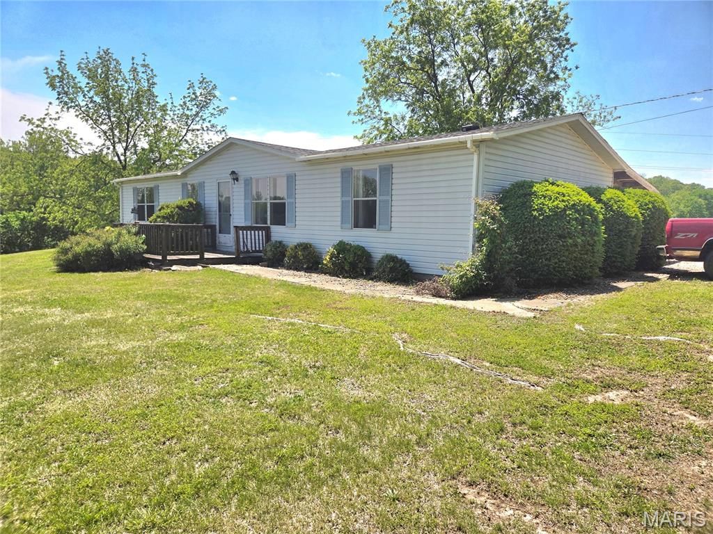 Photo of 14961 Pike 9122, Louisiana, MO 63353 (MLS # 26014081)