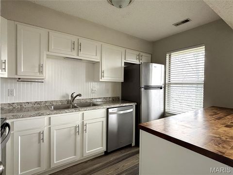 Tiny photo for 777 Highland Hill Drive #D, St Peters, MO 63376 (MLS # 26018767)