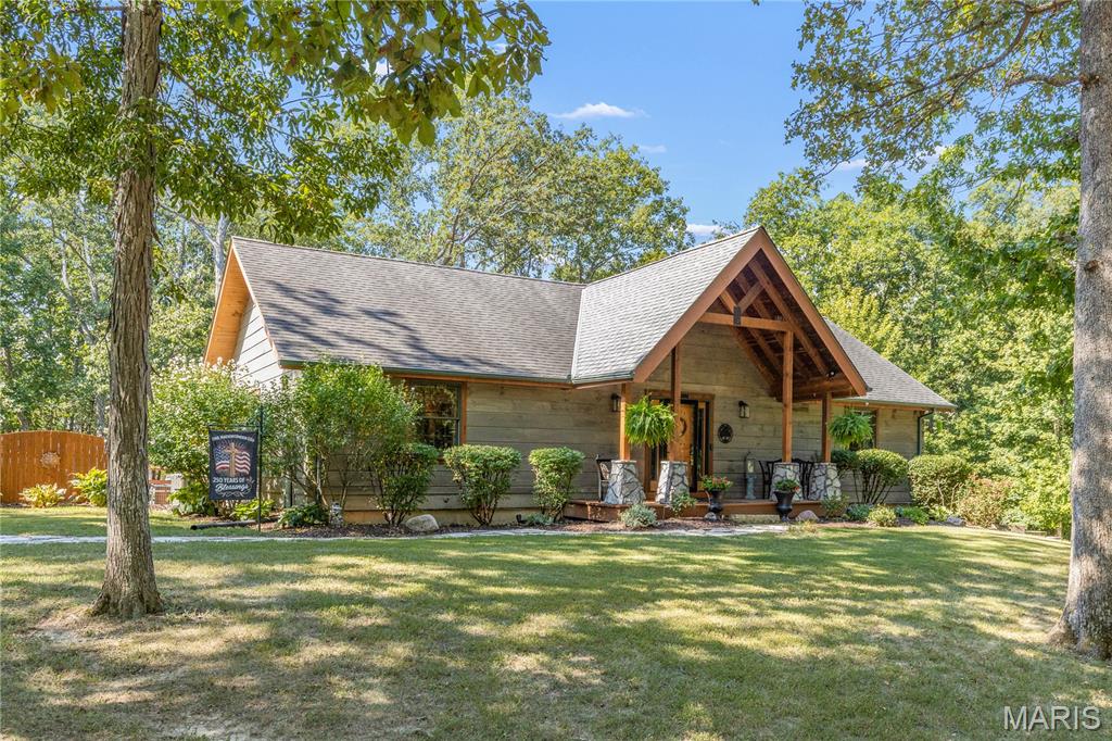 10302 Dellwood Court