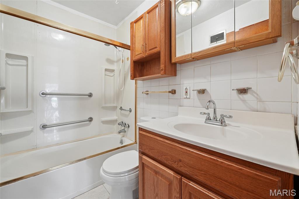 Survey 0000 Sec 08 Township 46 Range 7 - Residential