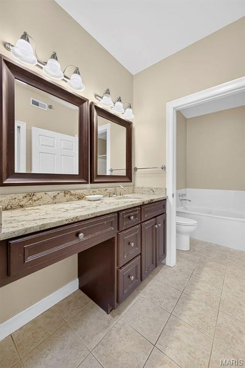 Tiny photo for 13101 Mill Crossing Court #201, Creve Coeur, MO 63141 (MLS # 26045277)