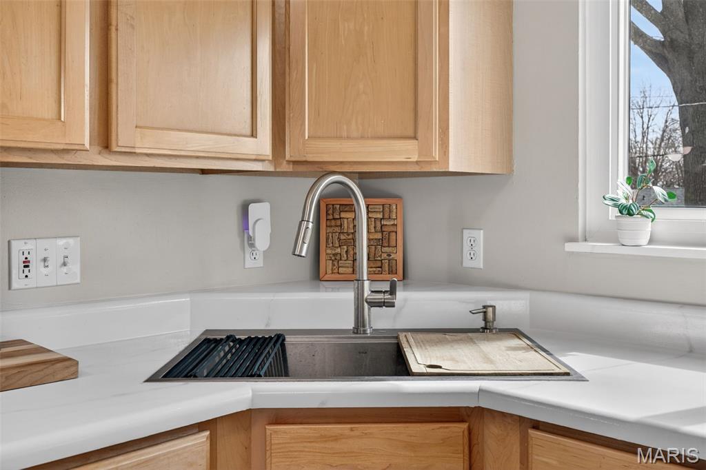 Saxon Manor 1 - Residential