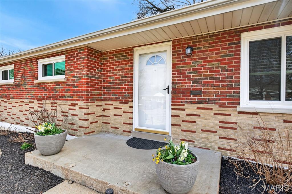 Saxon Manor 1 - Residential