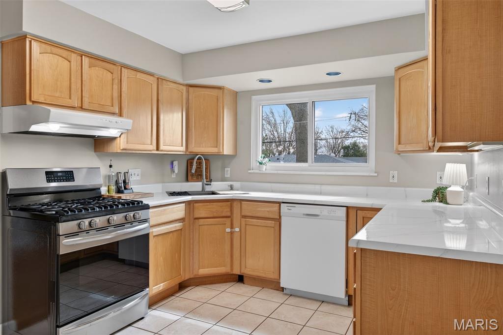 Saxon Manor 1 - Residential