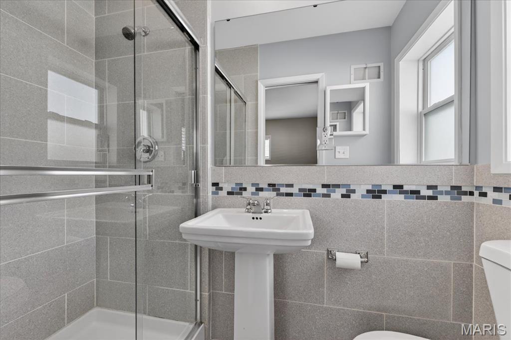 Mc Knight Downs - Residential