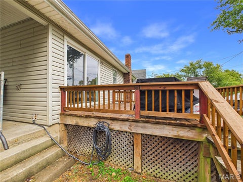 Tiny photo for 421 E Cape Rock Drive, Cape Girardeau, MO 63701 (MLS # 26066578)