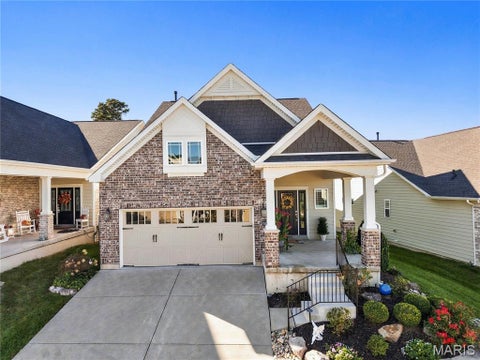Photo of 17028 Fire Glow Drive, Wildwood, MO 63011 (MLS # 26067181)