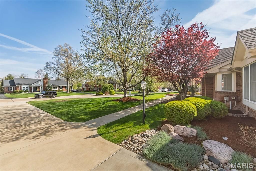 Photo of 12108 Westwick Place, St Louis, MO 63127 (MLS # 26003193)