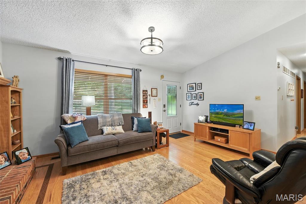 820 Ashmont Drive