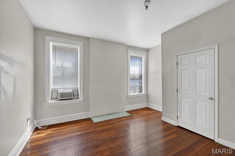 Tiny photo for 3529 Grace Avenue, St Louis, MO 63116 (MLS # 26029255)