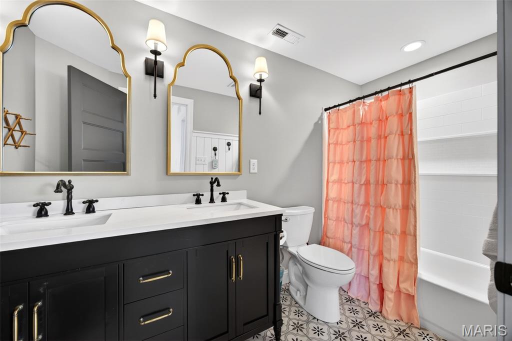 Bluffs At Windcastle - Residential