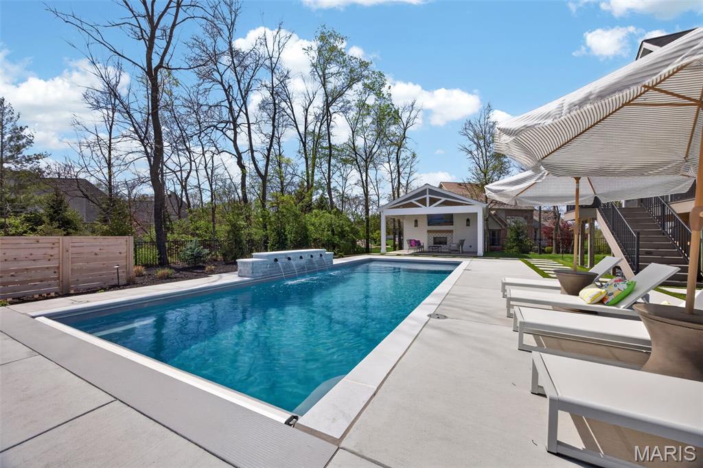 Bluffs At Windcastle - Residential