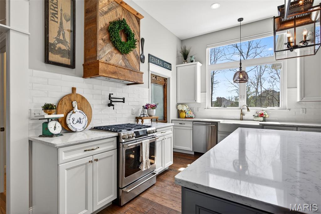 Bluffs At Windcastle - Residential