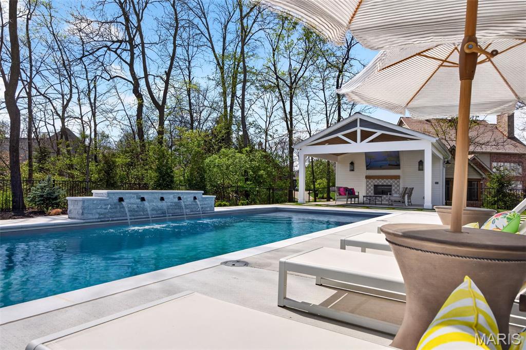 Bluffs At Windcastle - Residential