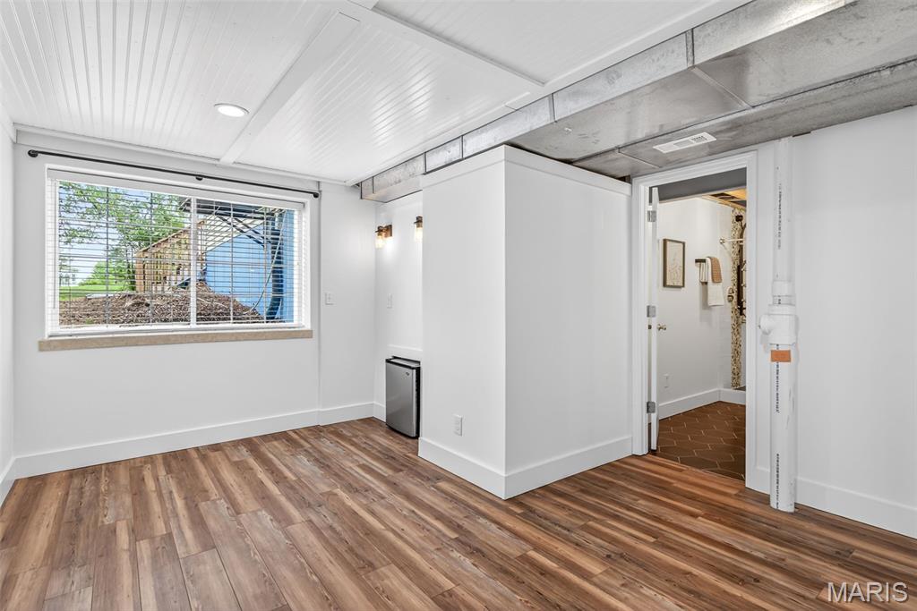 Imperial Hills 02 - Residential