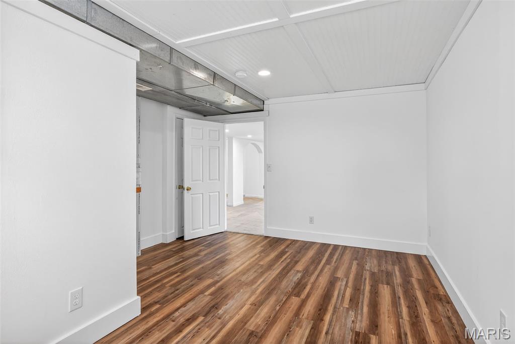 Imperial Hills 02 - Residential